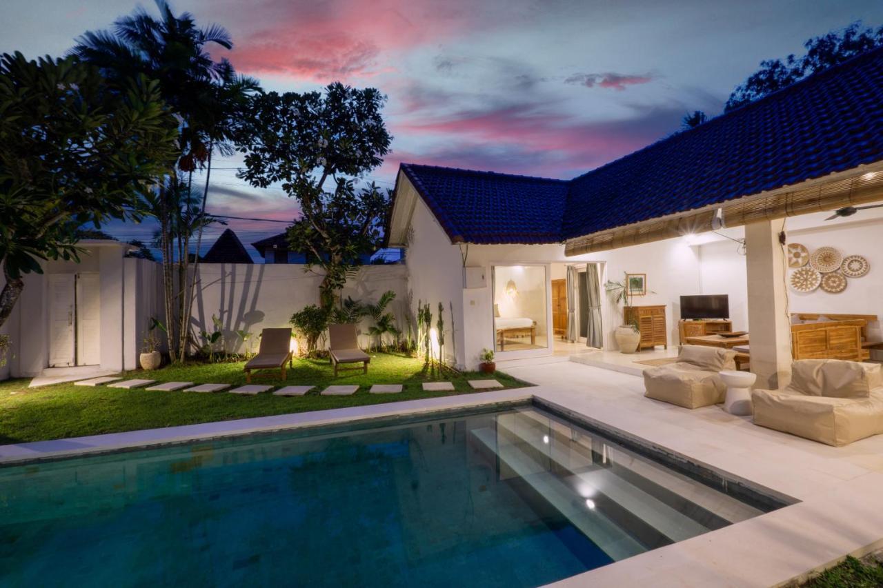 Villa Pagu Seminyak Exterior foto